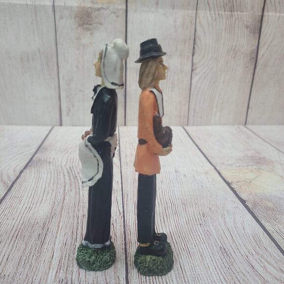 Vintage Pilgrim Pencil Figures Figurines Lot of 2 Resin Fall Thanksgiving Decor - Picture 4 of 5